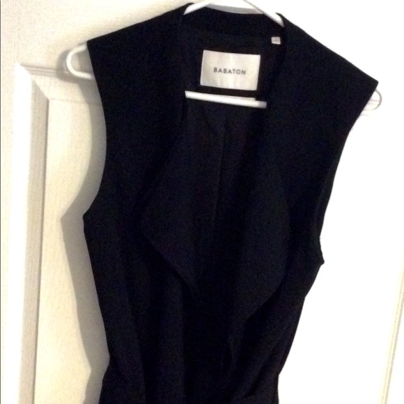 Aritzia Babaton Marcelo Vest - Picture 1 of 4